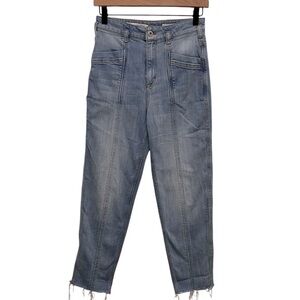 ANTHROPOLOGIE Pilcro Seamed Tapered Light Wash Raw High Waist Jeans Size 25